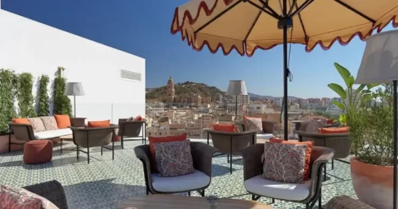 terraza del H10 Croma Málaga Rooftop